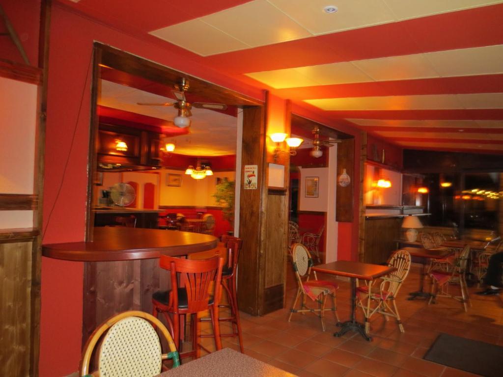 Hotellerie Du Centre Salies-du-Salat Exteriör bild