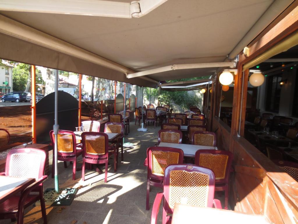 Hotellerie Du Centre Salies-du-Salat Rum bild